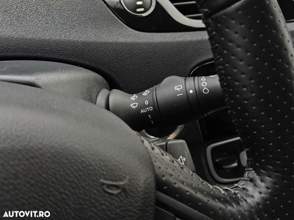 Renault Scenic ENERGY dCi 130 BOSE EDITION - 19