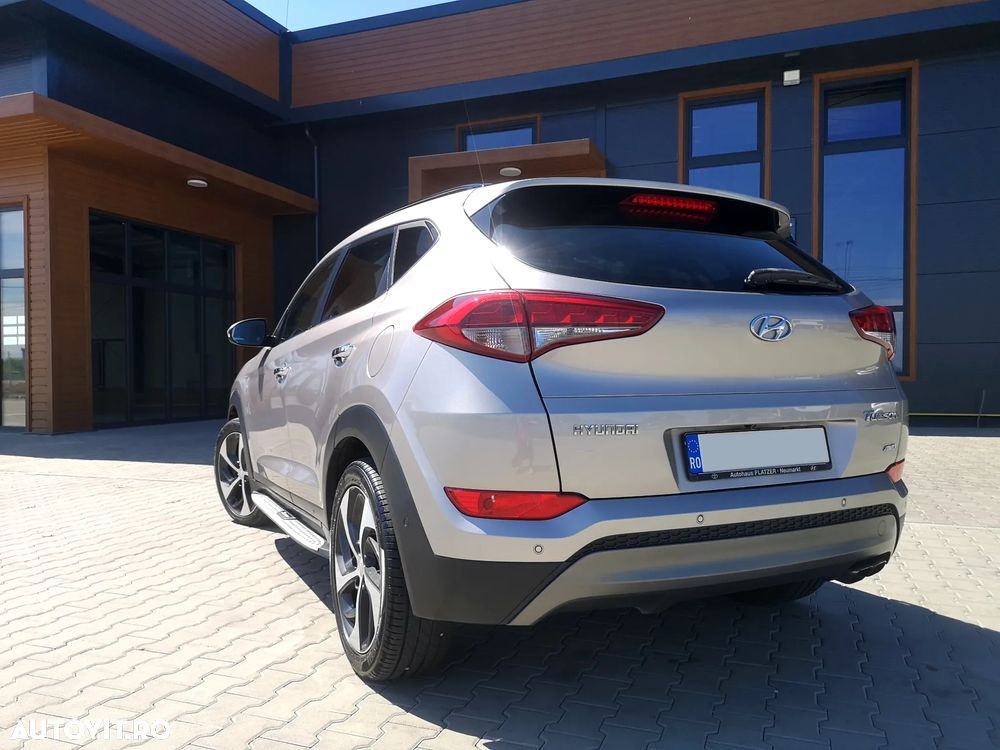 Hyundai Tucson 2.0 CRDI 4WD Automatik Premium - 4