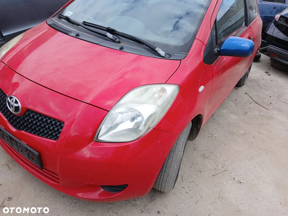 TOYOTA YARIS II 2 3P0 3D  maska pokrywa silnika klapa bagażnika zderzak lampa reflektor pas przedni - 1