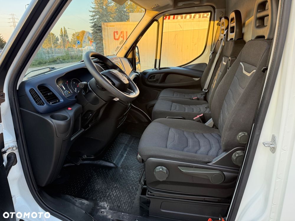 Iveco Daily 35S160 L3h3 Automat HiMatic +Winda załadowcza - 14
