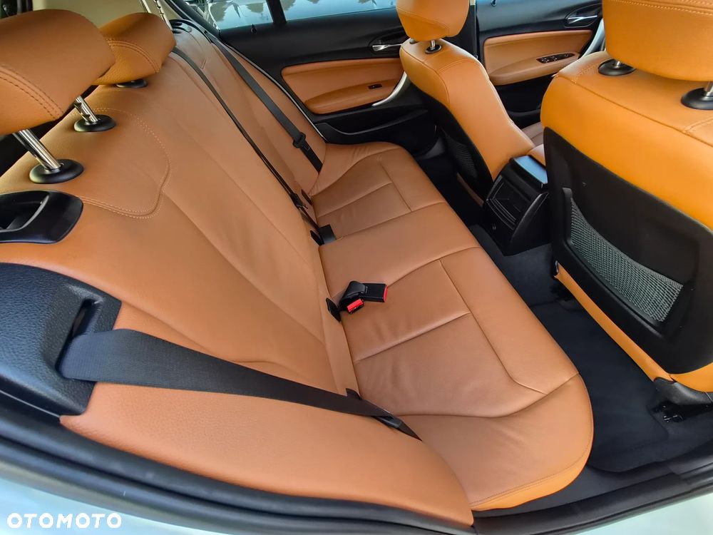 BMW Seria 1 120d Edition Metropolitan - 9