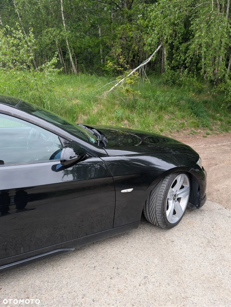 BMW Seria 3 325i - 4