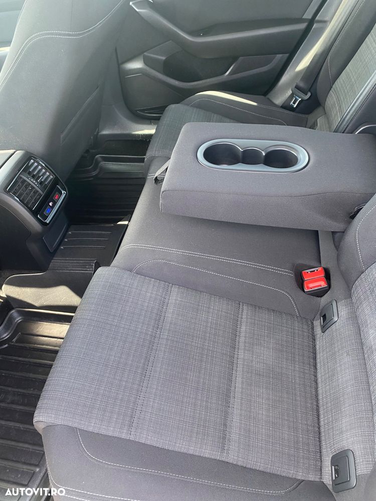 Volkswagen Passat 2.0 TDI SCR DSG Highline - 17