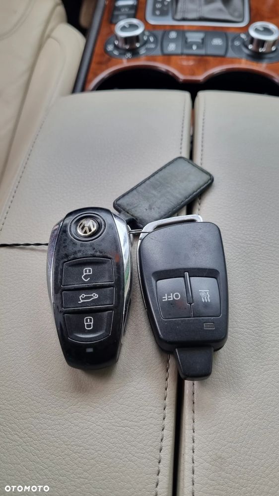 Volkswagen Touareg 3.0 V6 TDI 4XMot BMT - 23