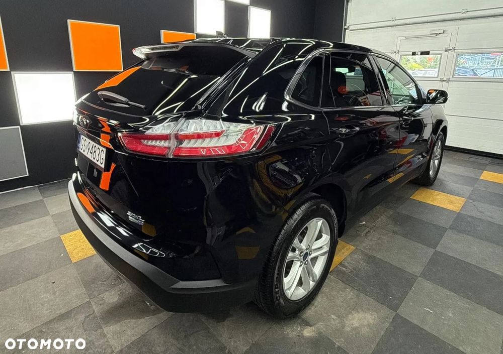 Ford Edge - 4