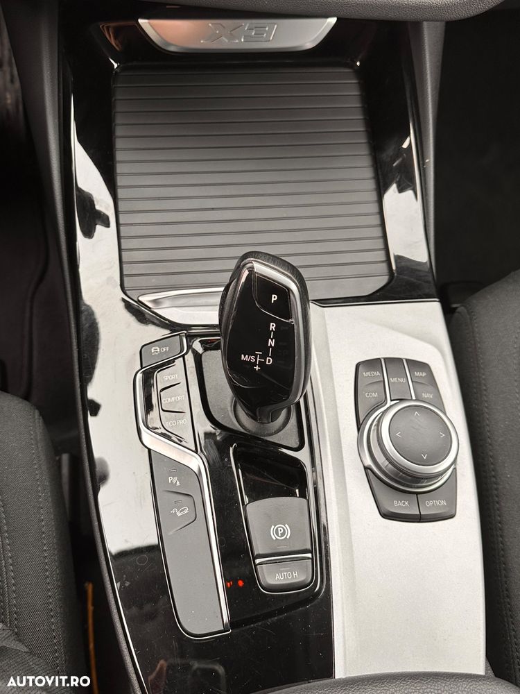 BMW X3 xDrive20d AT Advantage - 11