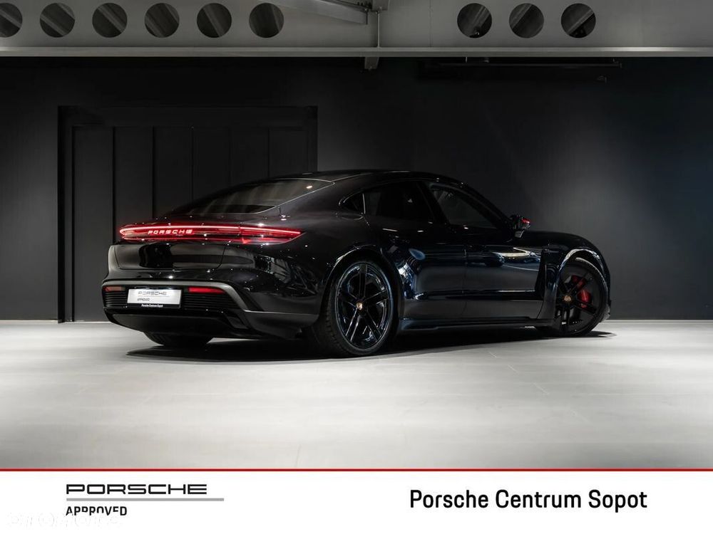Porsche Taycan - 5