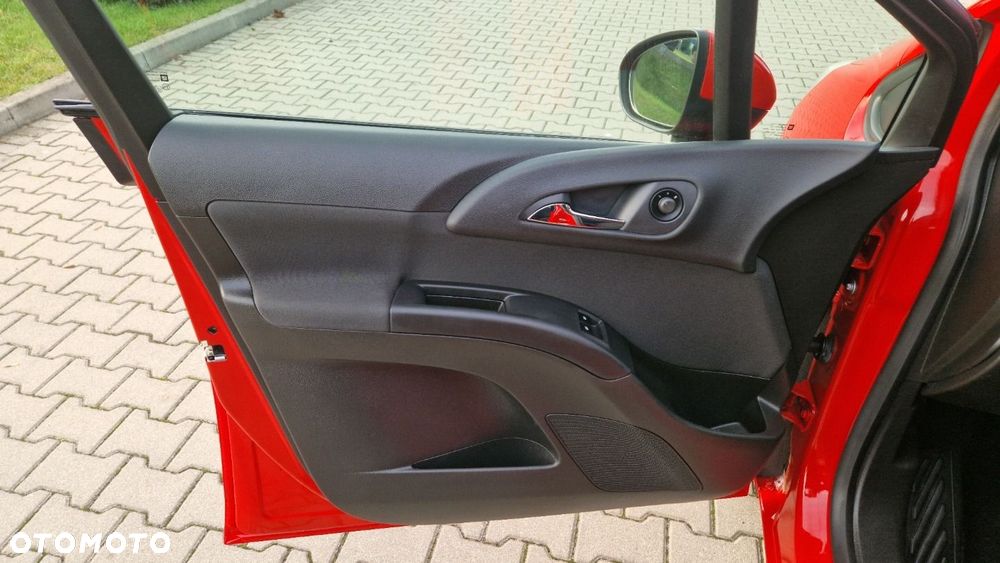 Opel Meriva - 10