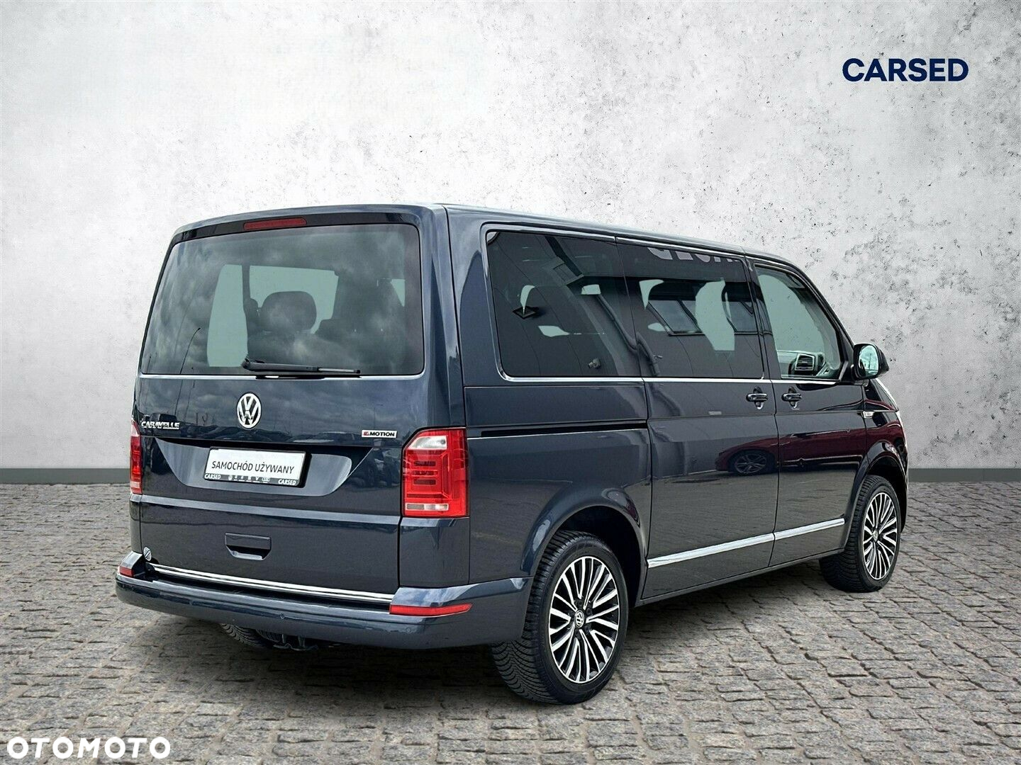 Volkswagen Caravelle - 2