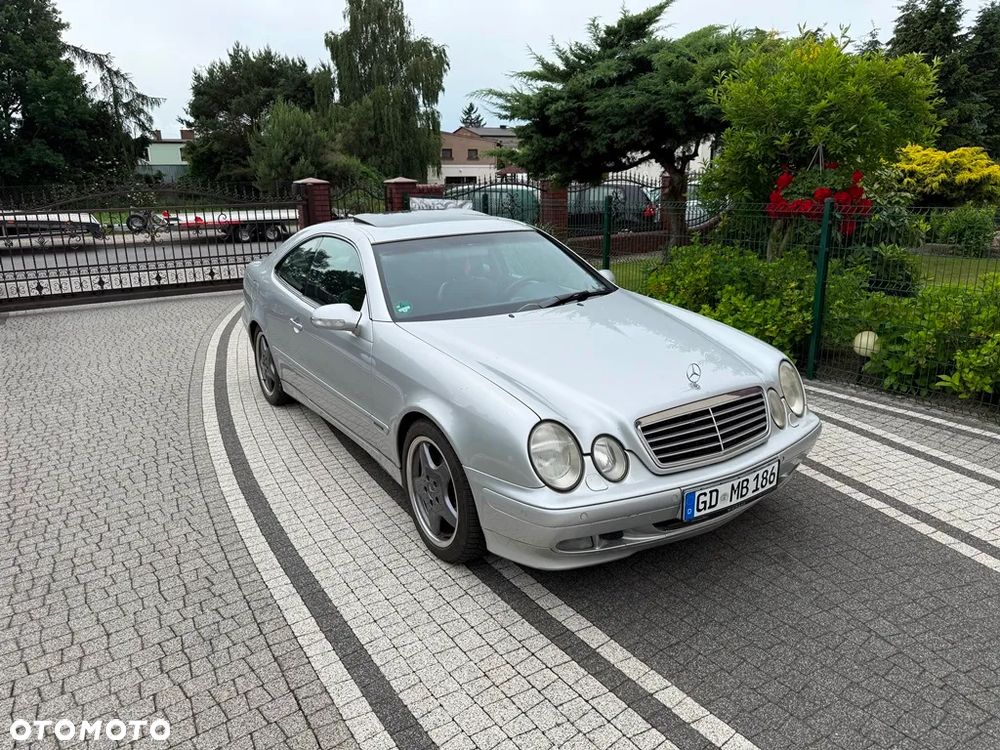Mercedes-Benz CLK 320 - 4