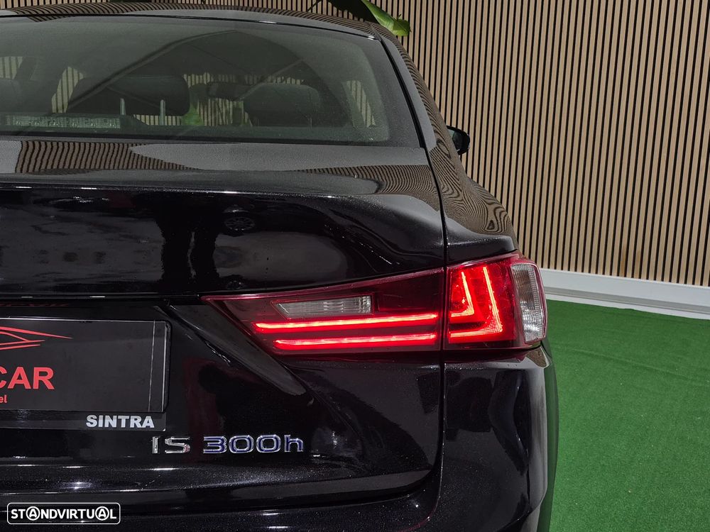 Lexus IS 300H Executive+ - 7