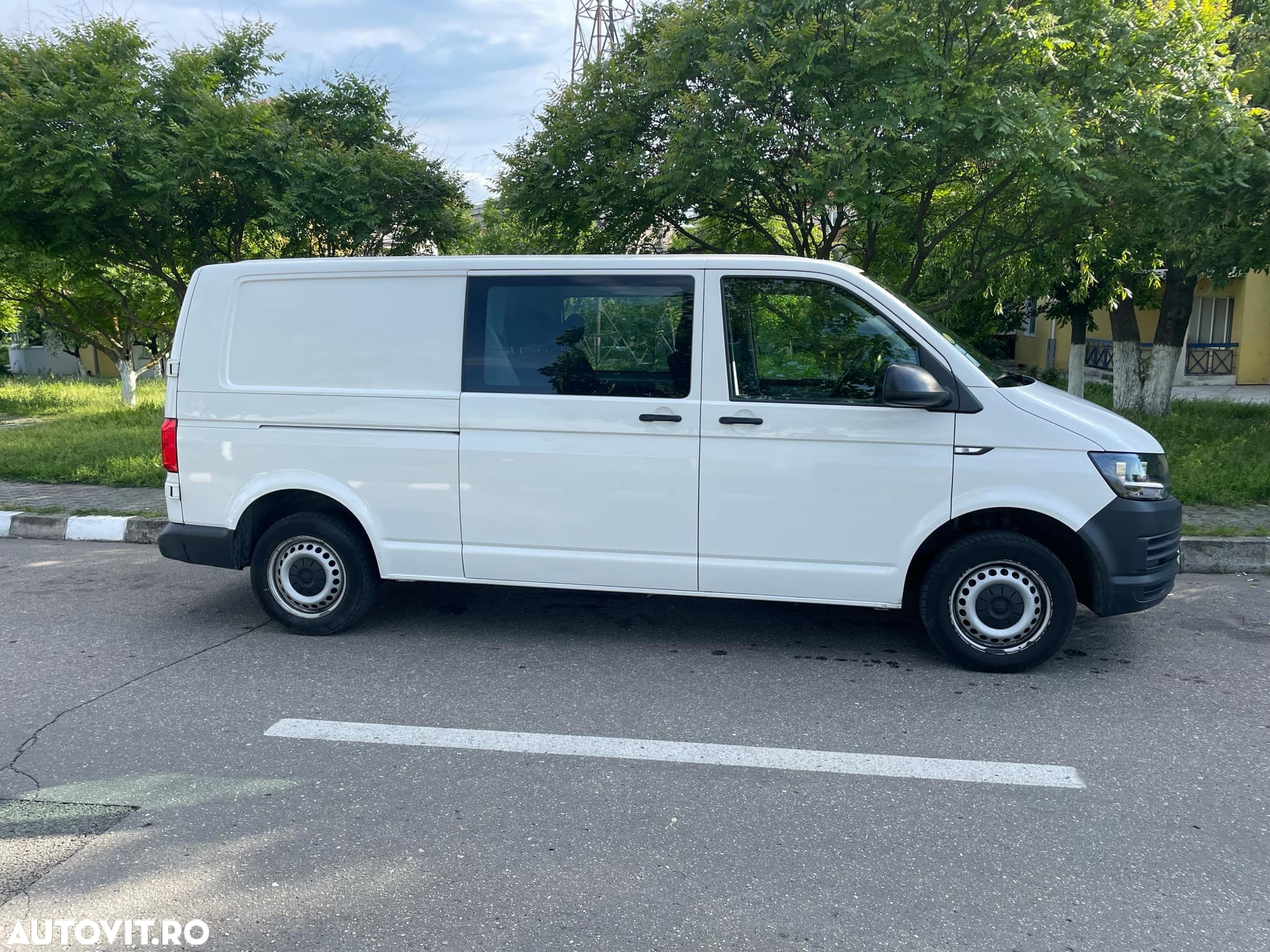 Volkswagen Transporter - 5