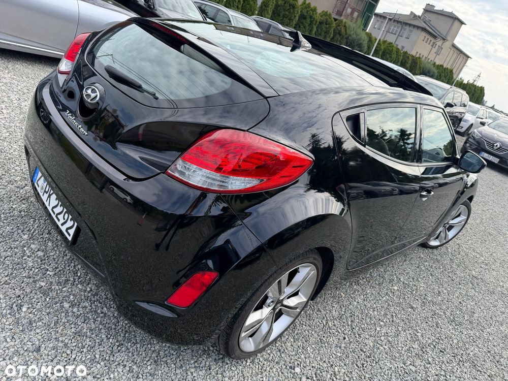 Hyundai Veloster 1.6 blue Style - 24