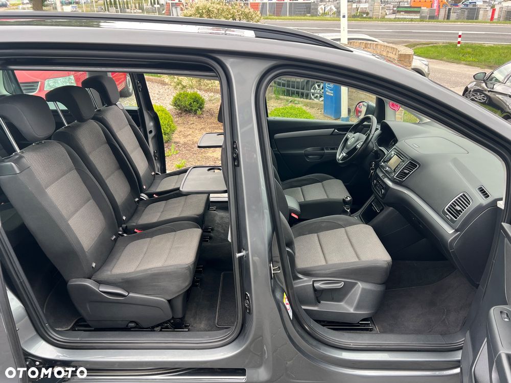 Volkswagen Sharan 2.0 TDI Comfortline - 25