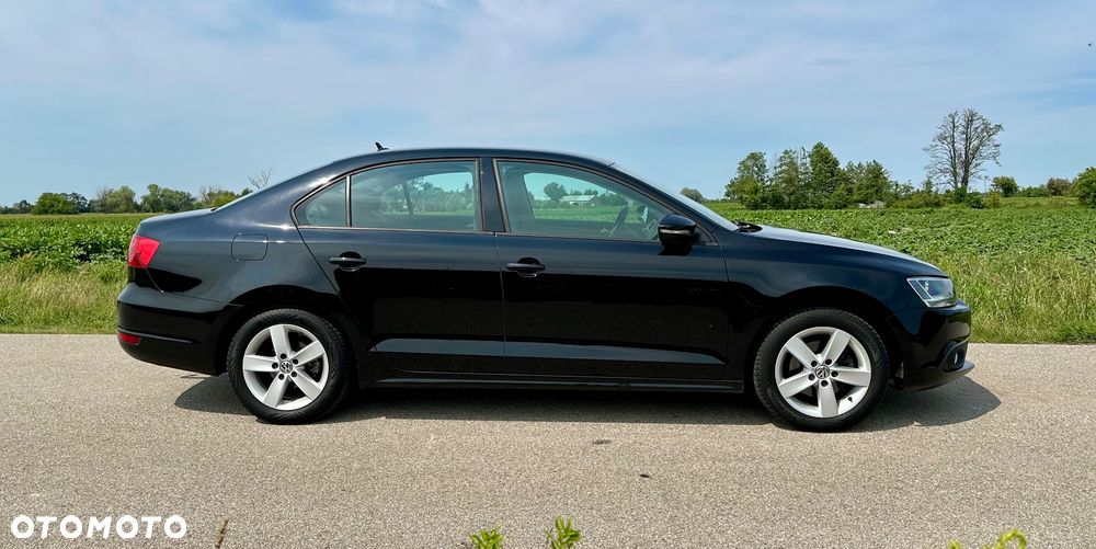Volkswagen Jetta 1.4 TSI Comfortline - 2
