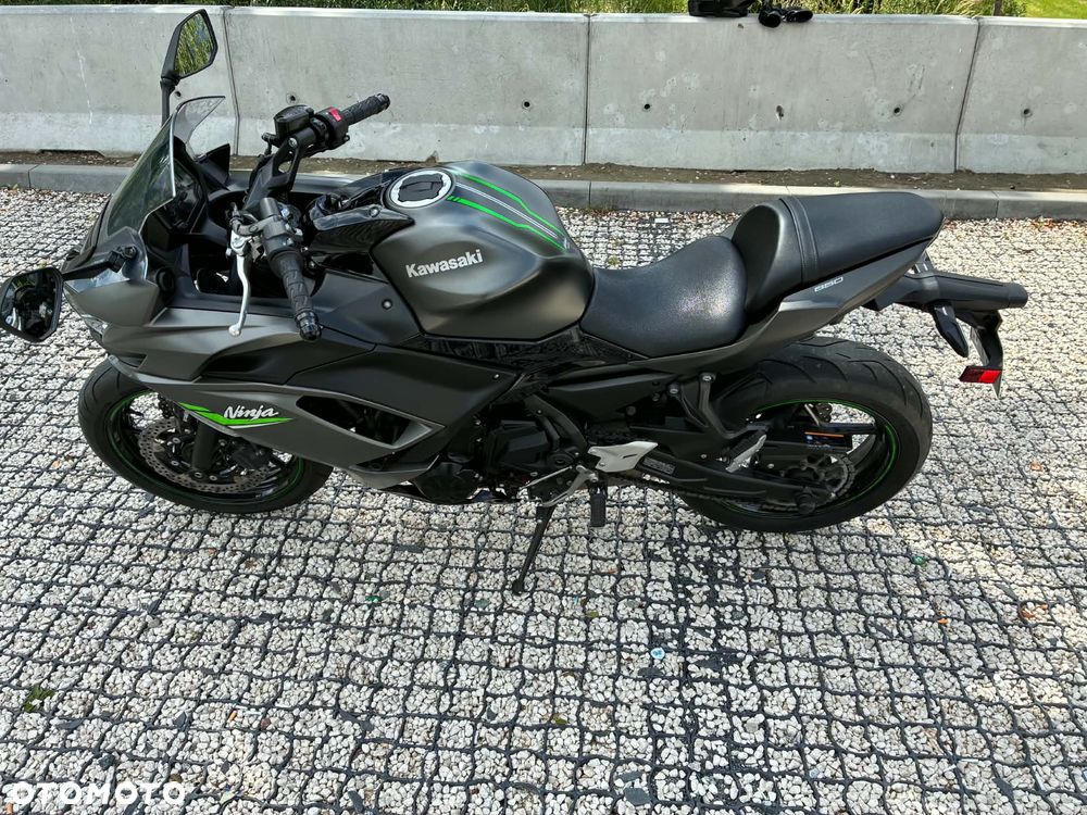 Kawasaki Ninja - 5