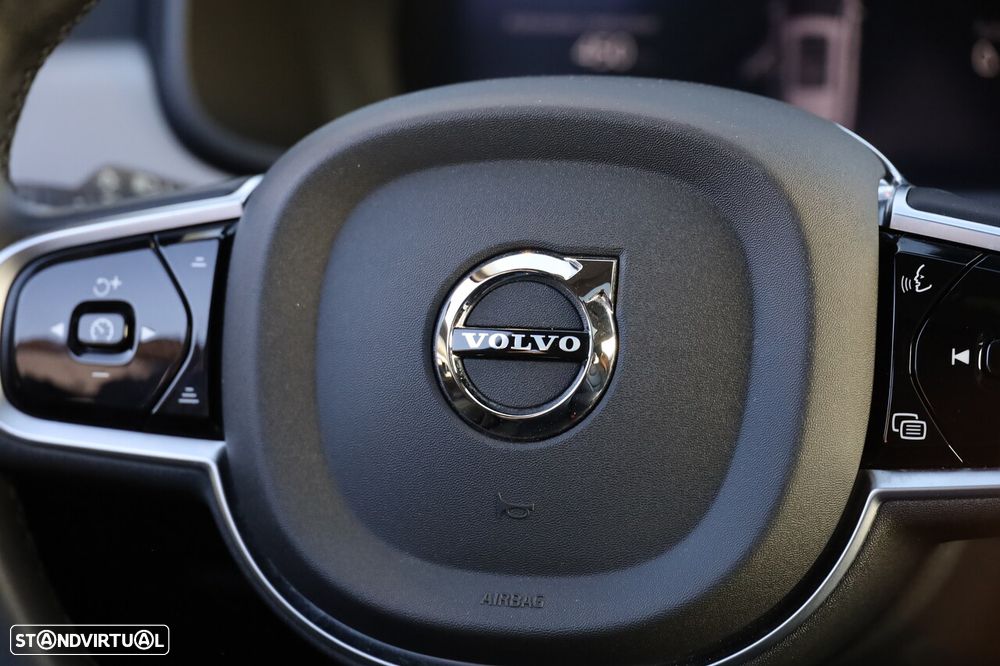 Volvo V90 2.0 T6 PHEV Plus Dark AWD - 26