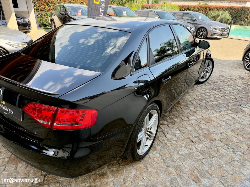 Audi A4 2.0 TDI S-line - 2