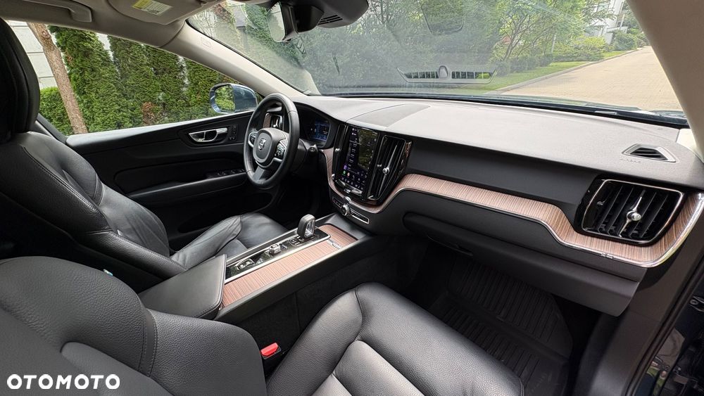 Volvo XC 60 B5 B AWD Inscription - 11