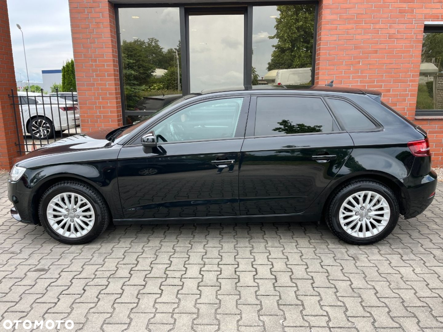 Audi A3 1.6 TDI Sportback - 25