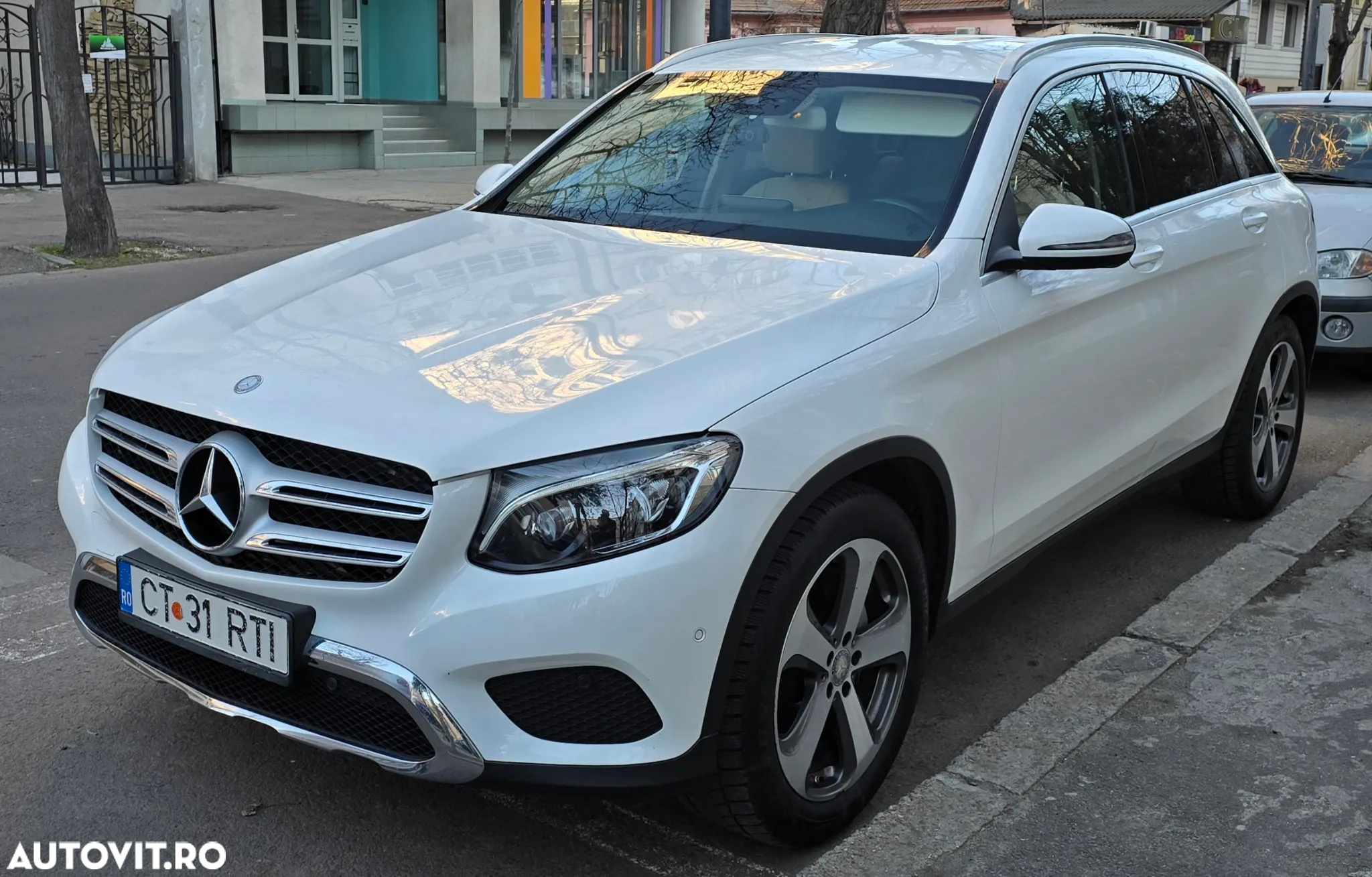 Mercedes-Benz GLC 220 d 4MATIC - 2