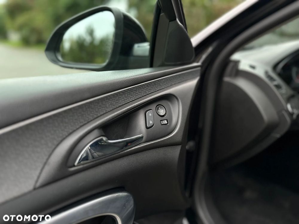 Opel Insignia 1.6 CDTI Sports Tourer Selection - 12