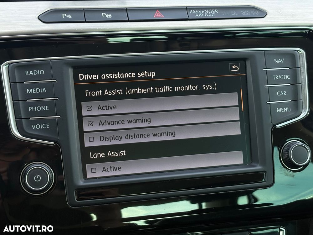 Volkswagen Passat 2.0 TDI DSG 4Motion Highline - 12