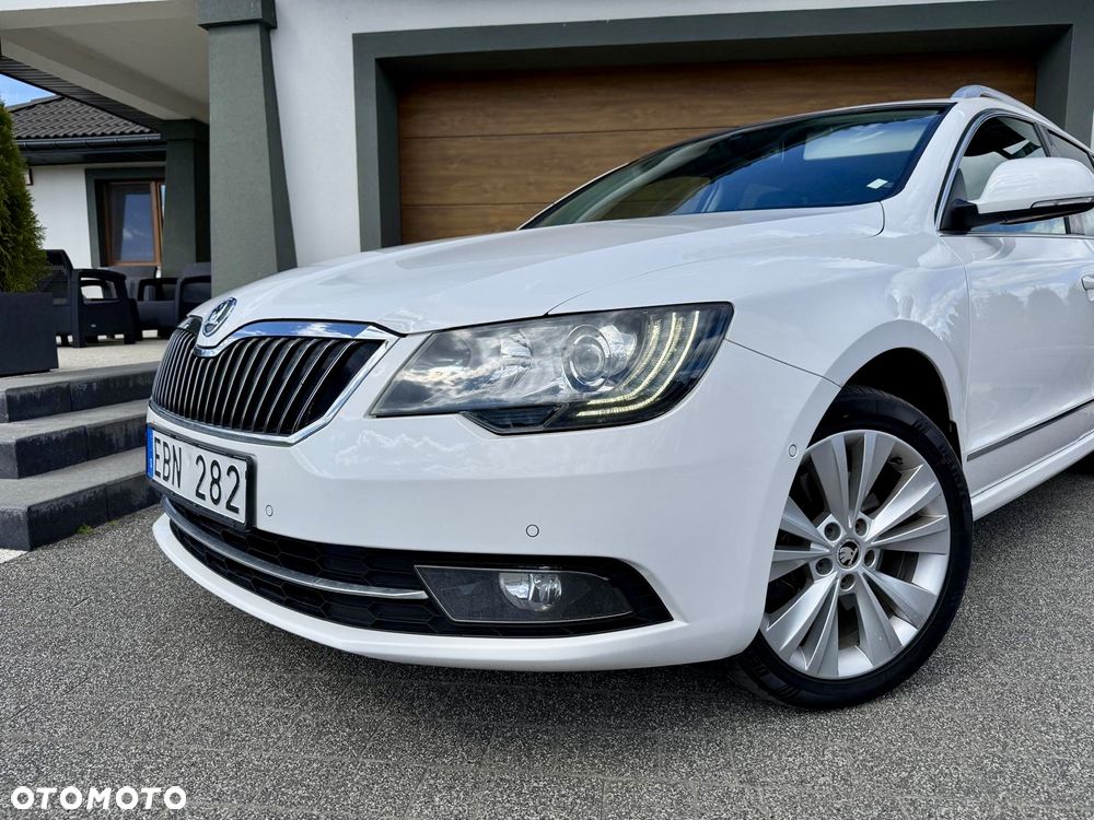 Skoda Superb 2.0 TDI Green tec 4x4 DSG Exclusive - 2
