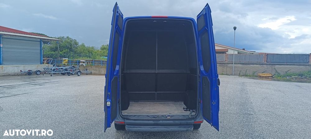 Mercedes-Benz Sprinter - 3