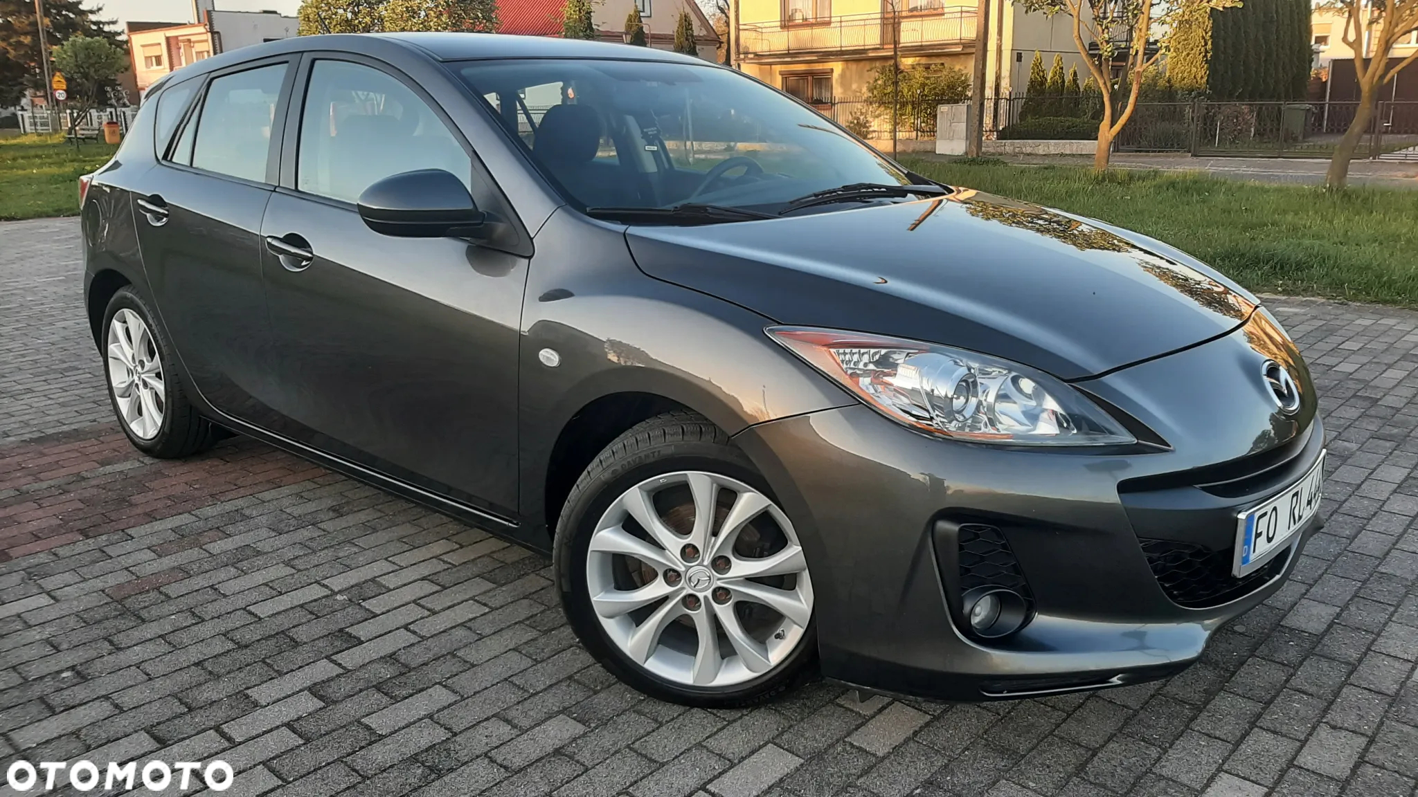 Mazda 3 1.6 Exclusive - 2