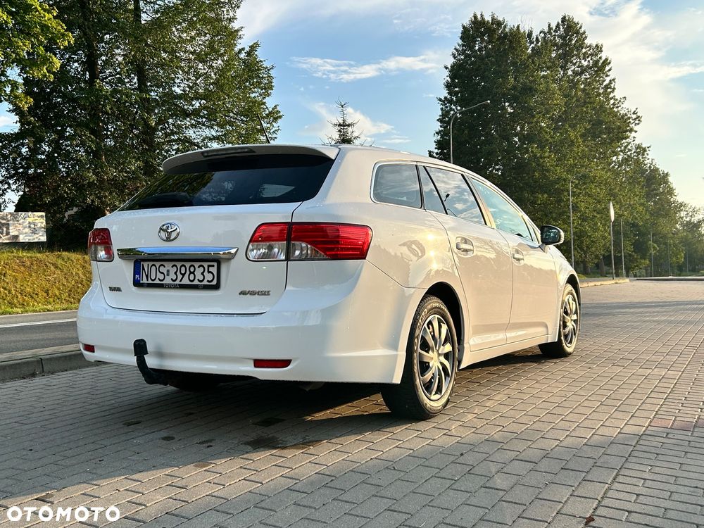 Toyota Avensis - 3