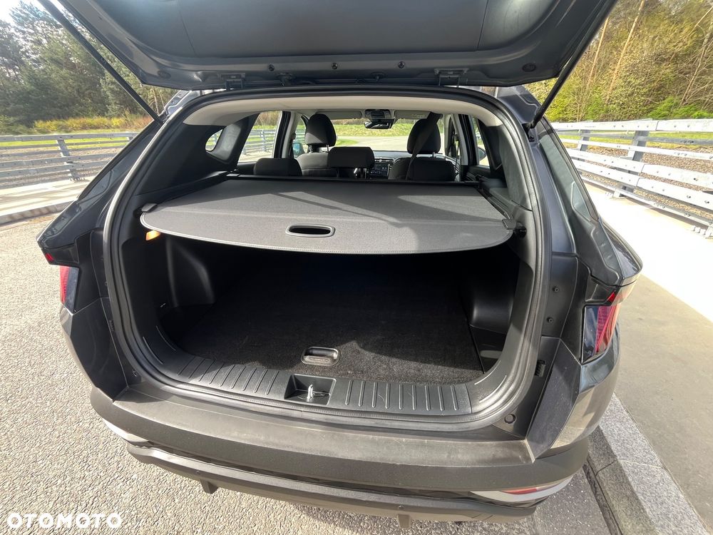 Hyundai Tucson 1.6 T-GDi 48V-Hybrid 4WD DCT Blackline - 9