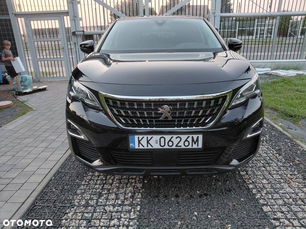 Peugeot 3008 1.2 PureTech GPF Active S&S EAT8 - 11