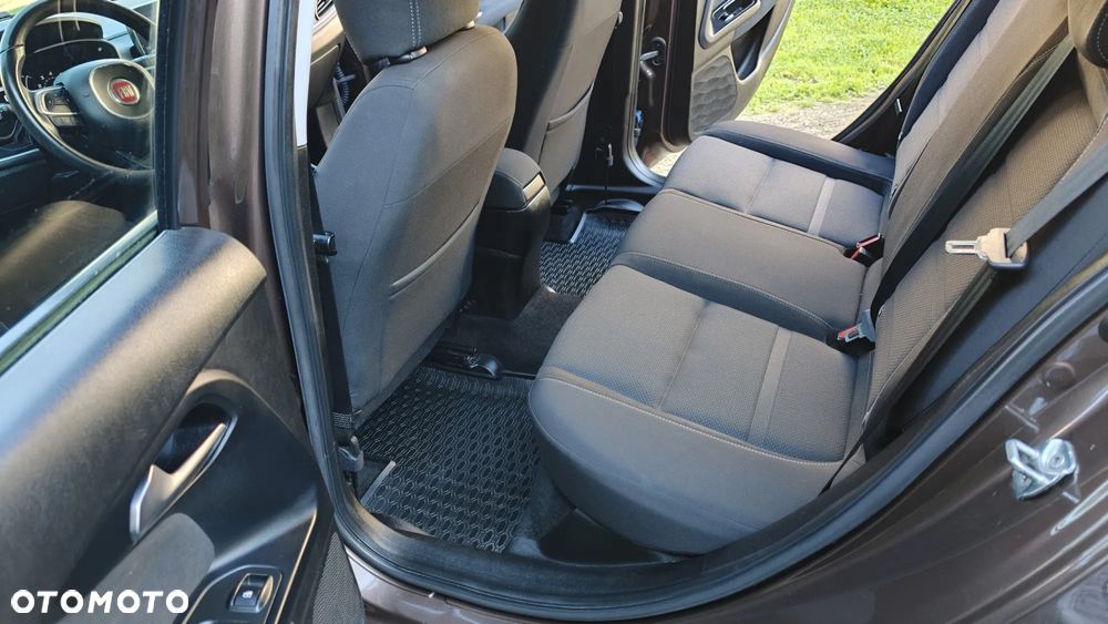 Fiat Tipo 1.4 16V Lounge EU6d - 15