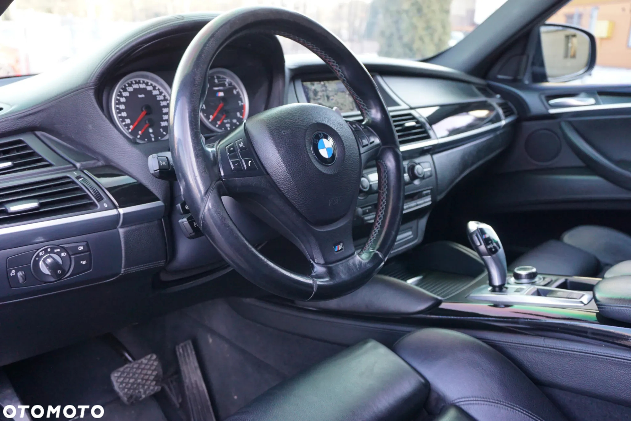 BMW X6M Standard - 9