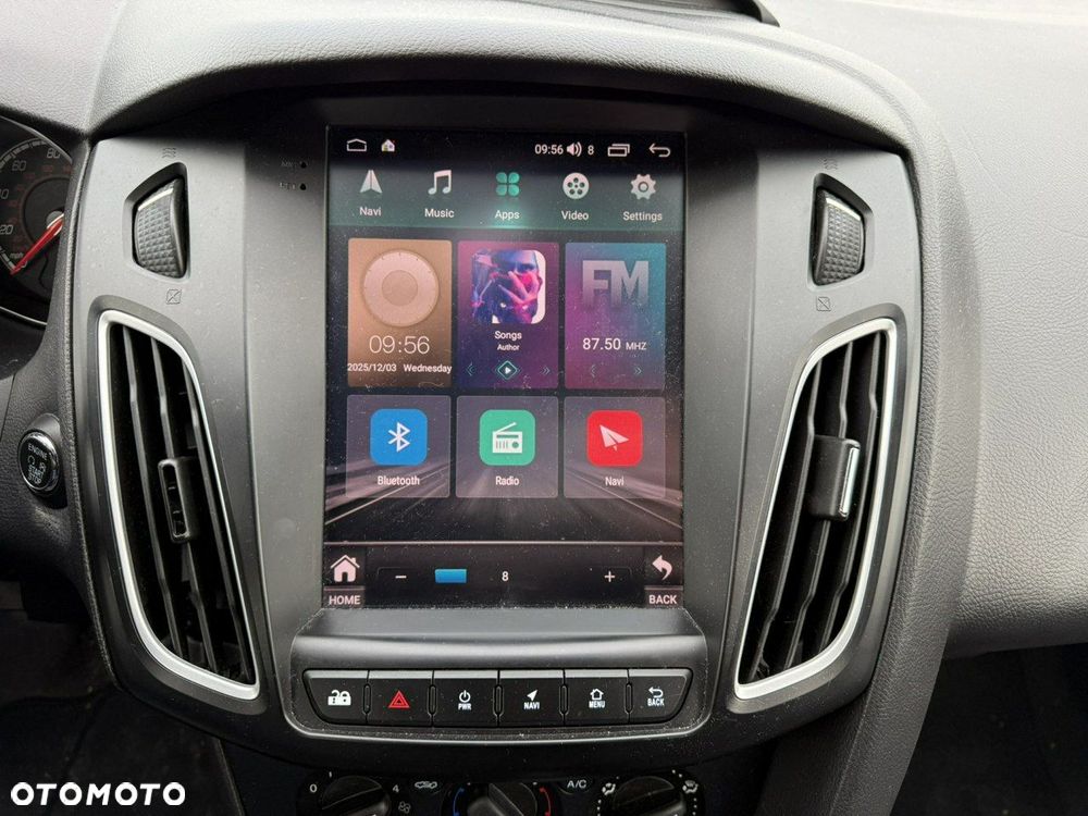 Ford Focus 2.0 EcoBoost ST - 26