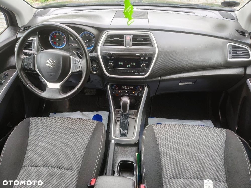 Suzuki SX4 S-Cross 1.6 VVT CVT 4x2 limited - 21