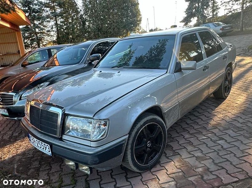 Mercedes-Benz W124 (1984-1993) - 1