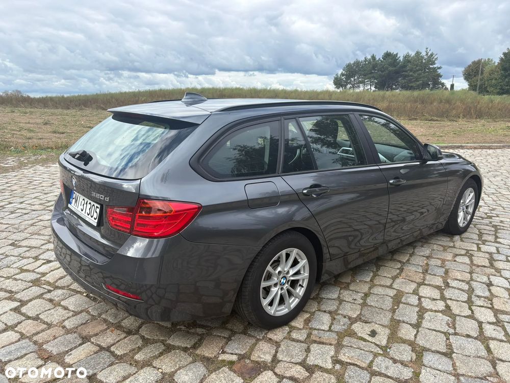 BMW Seria 3 320d - 5