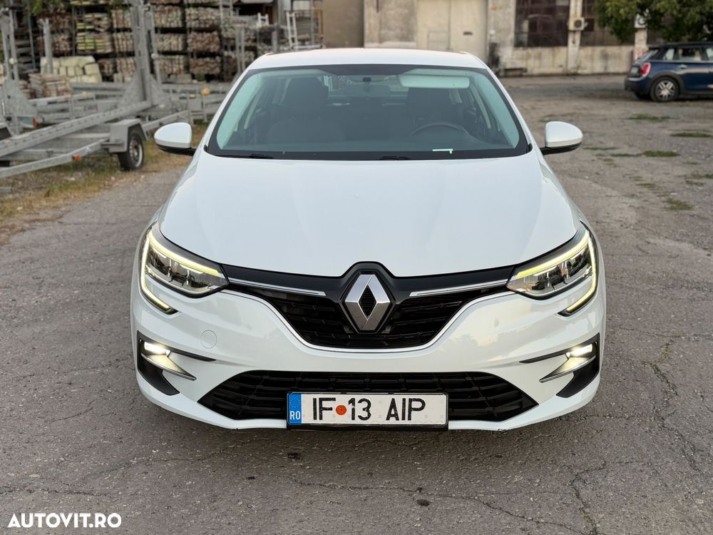 Renault Megane TCE 114 GPF Life - 6