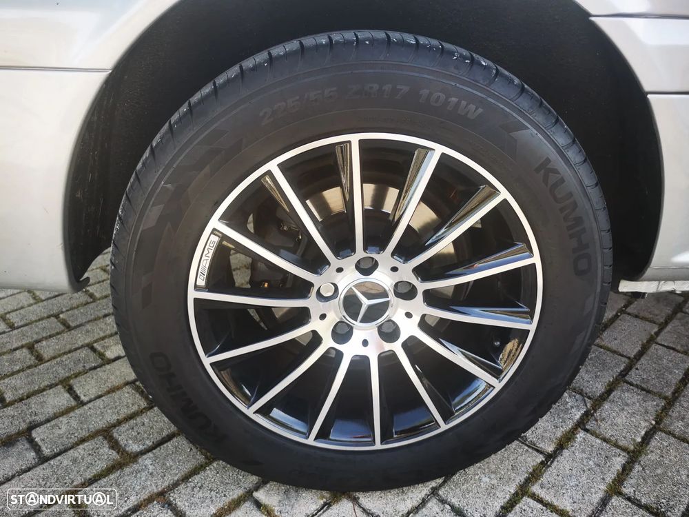 Mercedes-Benz Viano - 25