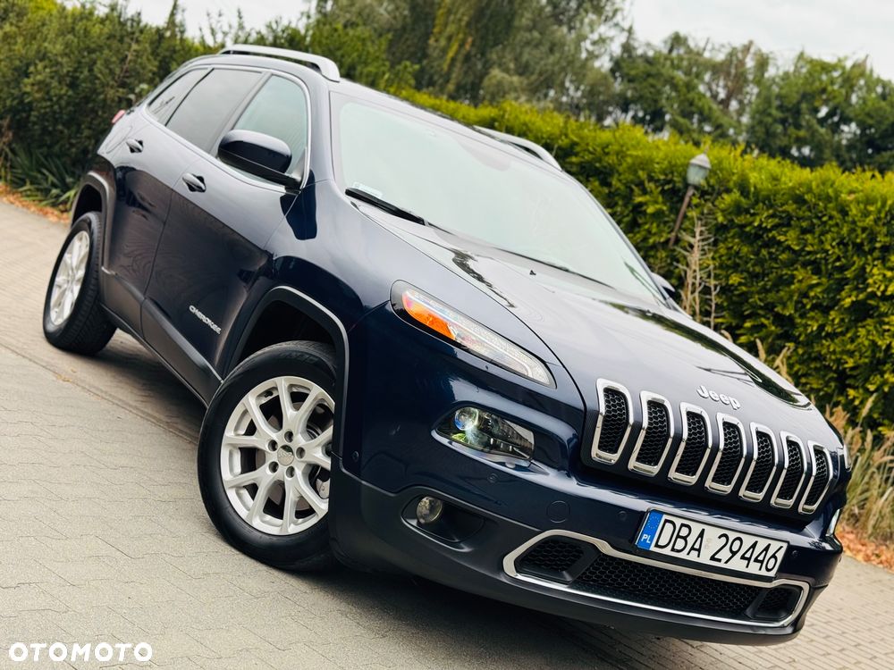 Jeep Cherokee - 23