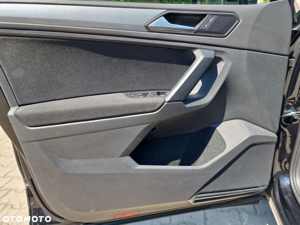 Volkswagen Tiguan - 15