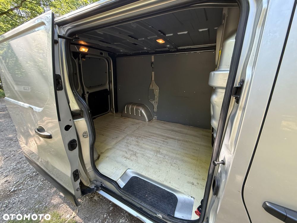 Renault Trafic - 26