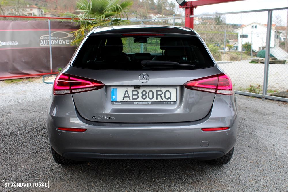 Mercedes-Benz A 250 - 15