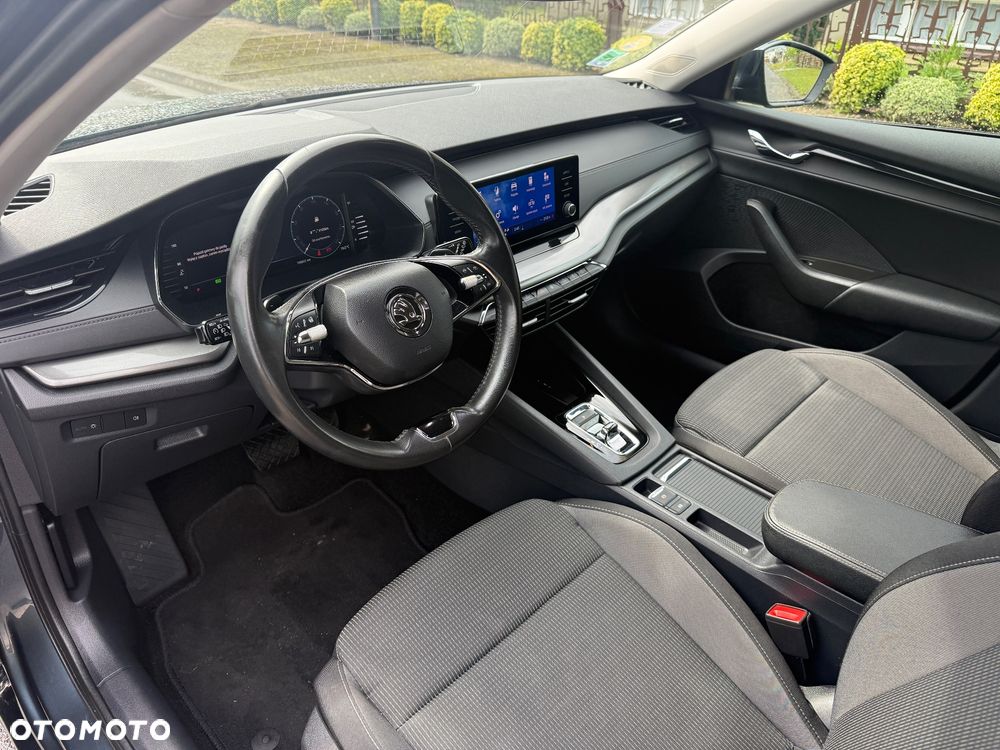 Skoda Octavia 2.0 TDI SCR Style DSG - 19
