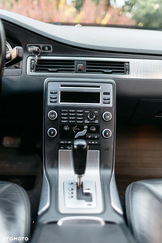Volvo XC 70 D3 AWD Summum - 6