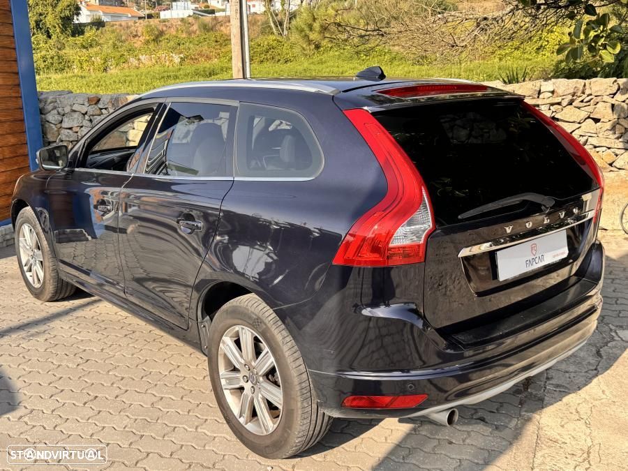 Volvo XC 60 2.0 D3 Momentum Plus - 6