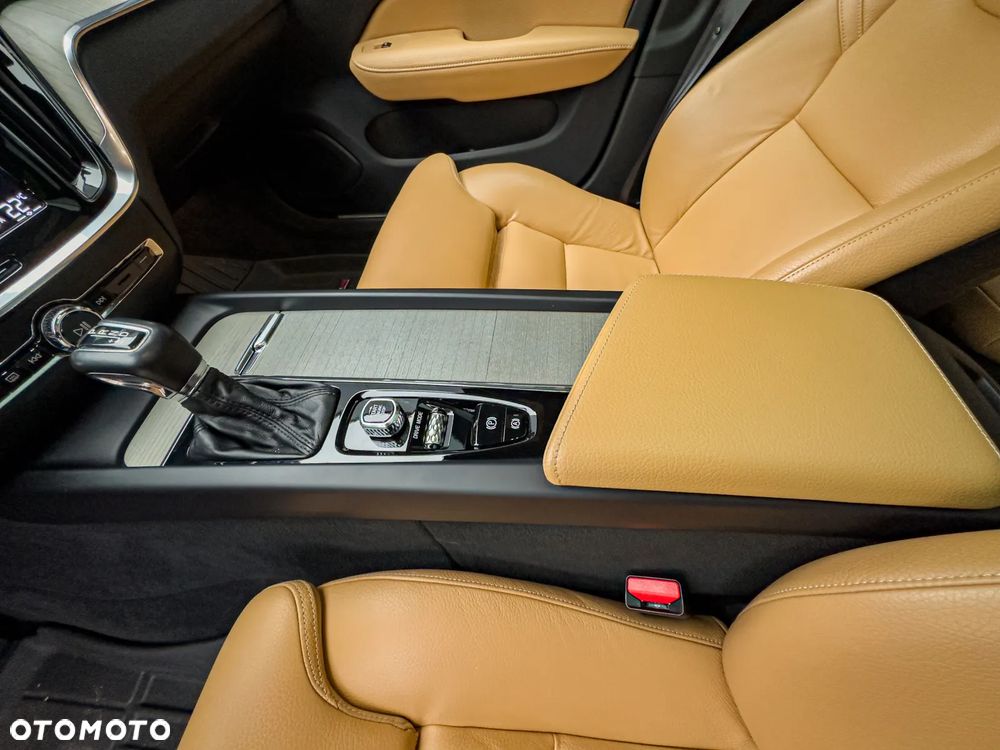 Volvo V60 D4 Geartronic Inscription - 14