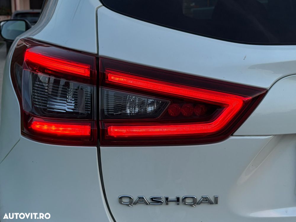 Nissan Qashqai 1.5 DCI Start/Stop N-Connecta - 26